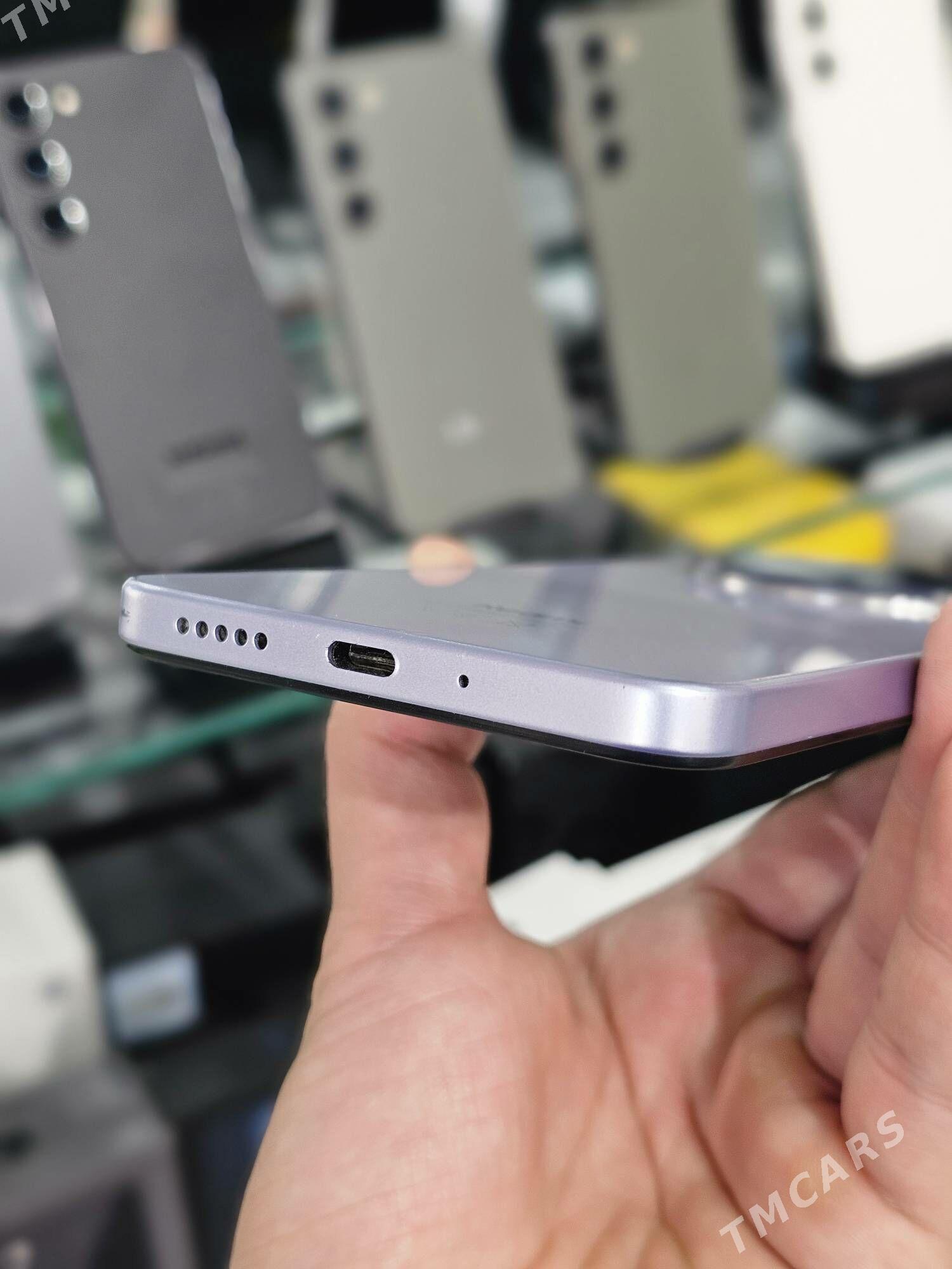 Redmib 14C - Mary - img 3