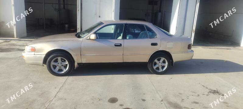 Toyota Camry 1993 - 67 000 TMT - Ёлётен - img 2