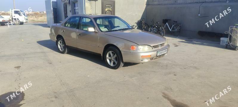 Toyota Camry 1993 - 67 000 TMT - Ёлётен - img 4