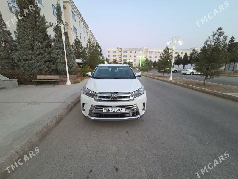 Toyota Highlander 2018 - 500 000 TMT - Änew - img 4