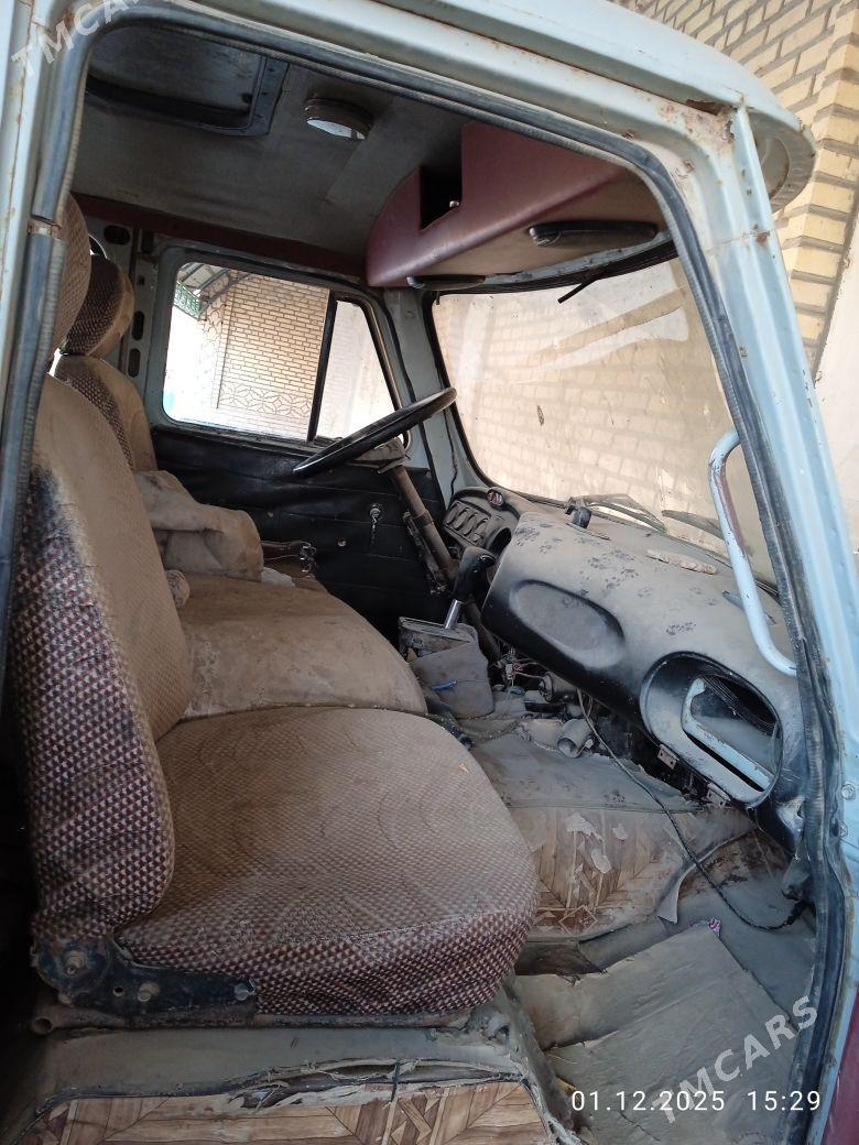 UAZ 2206 2002 - 35 000 TMT - Акдепе - img 5