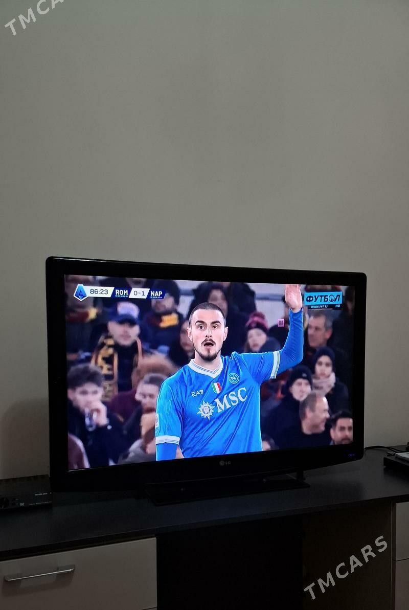 LCD Telewizor LG 47 - Aşgabat - img 2