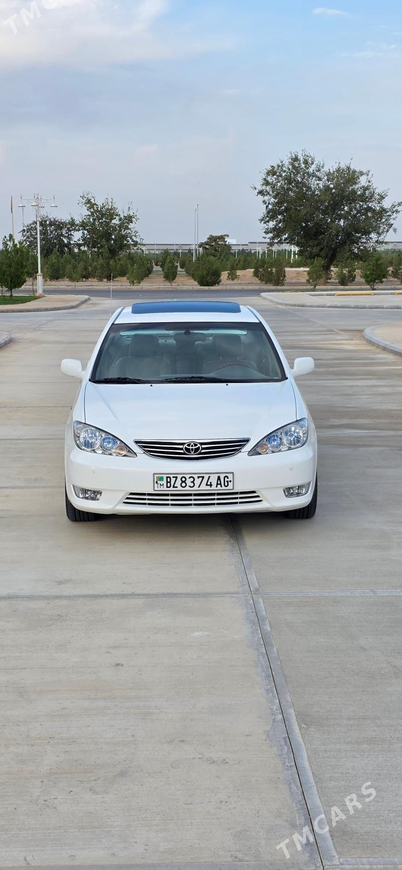 Toyota Camry 2005 - 230 000 TMT - Hitrowka - img 1