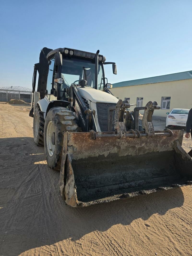 JCB 4CX ECO 2012 - 700 000 TMT - Ашхабад - img 3