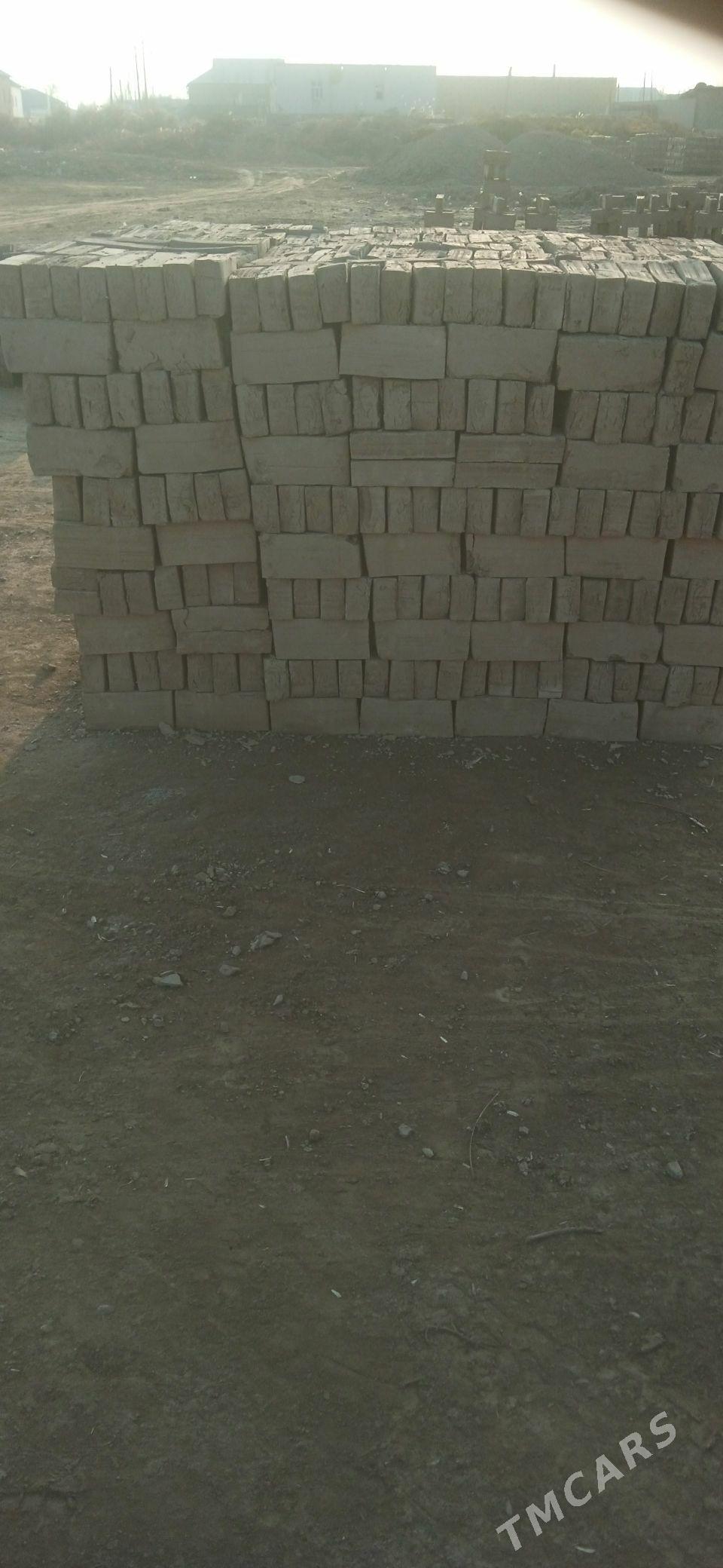 kerpic - Гурбансолтан Едже - img 2