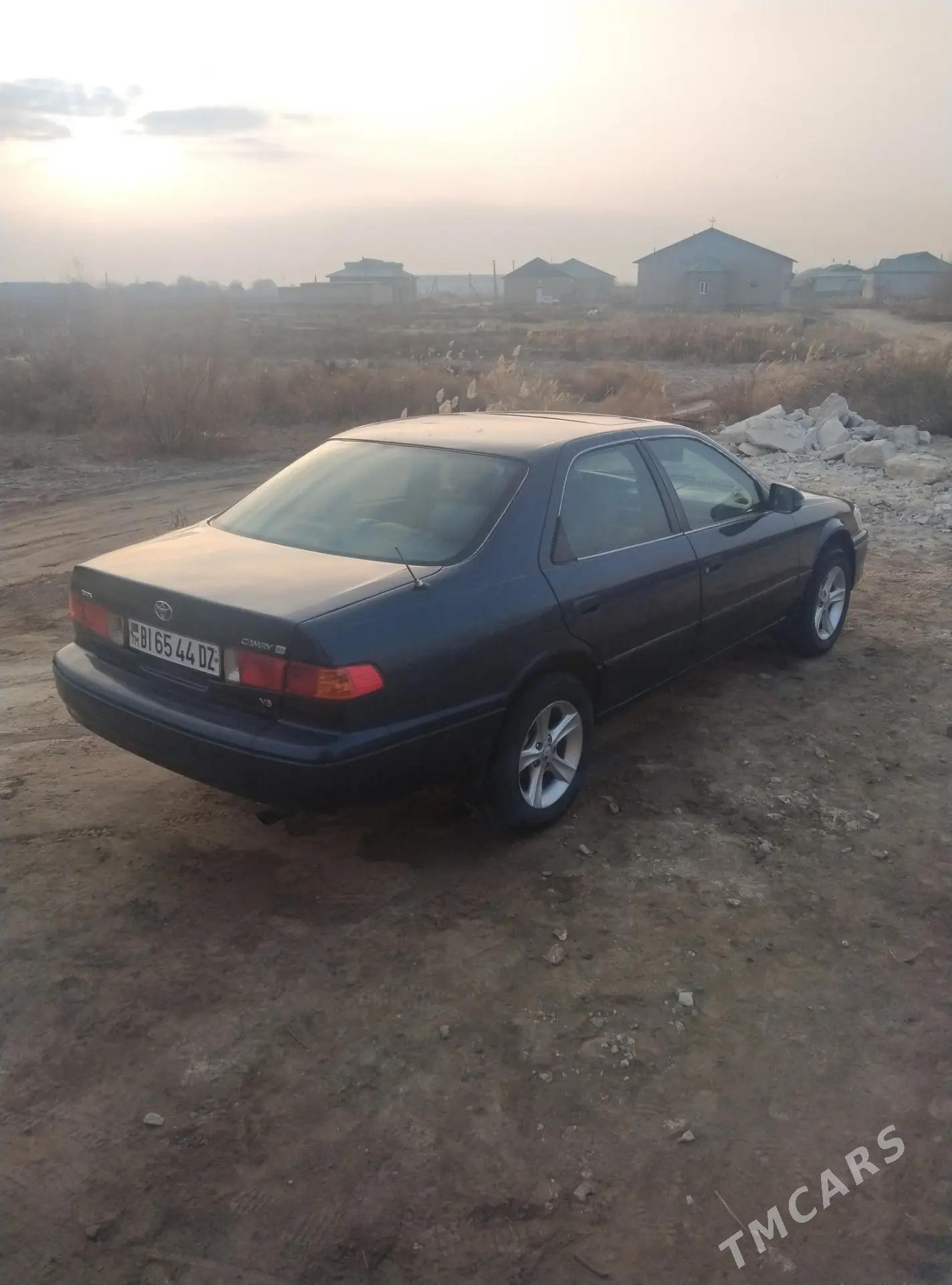Toyota Camry 1997 - 150 000 TMT - Кёнеургенч - img 2
