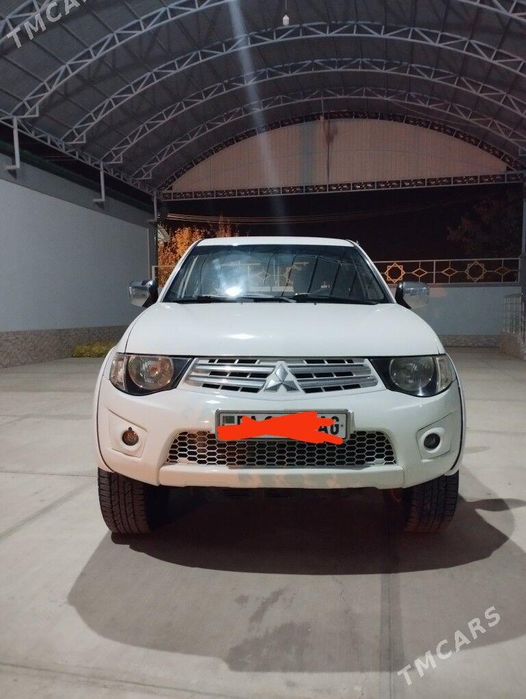 Mitsubishi L200 2012 - 280 000 TMT - Aşgabat - img 1