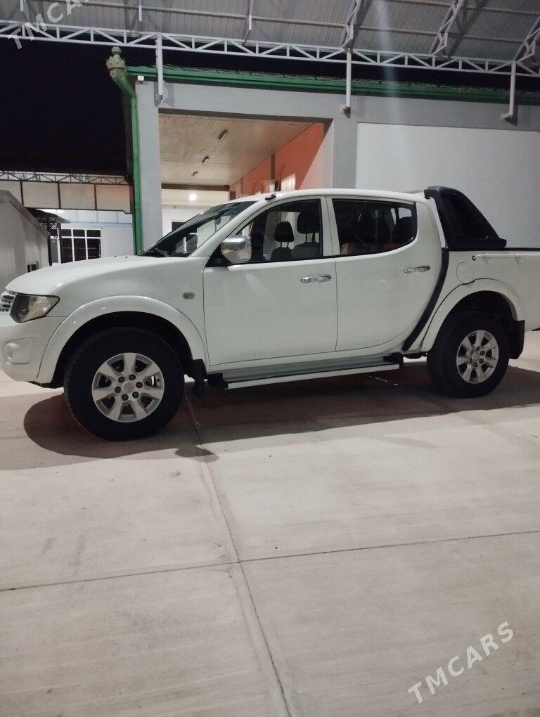 Mitsubishi L200 2012 - 280 000 TMT - Aşgabat - img 3