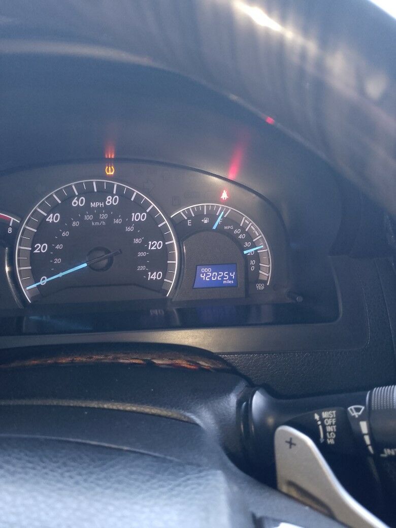 Toyota Camry 2012 - 240 000 TMT - Мир 5 - img 3