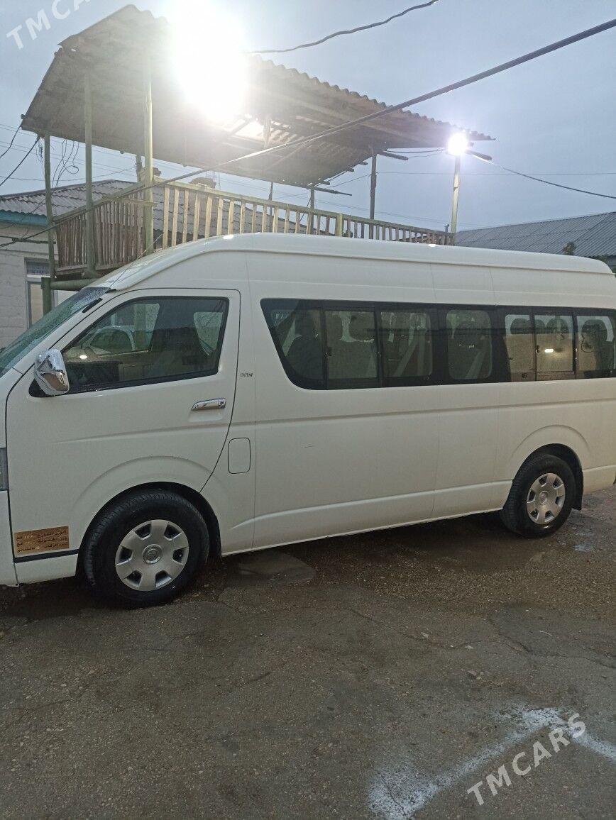 Toyota Hiace 2009 - 420 000 TMT - Balkanabat - img 4