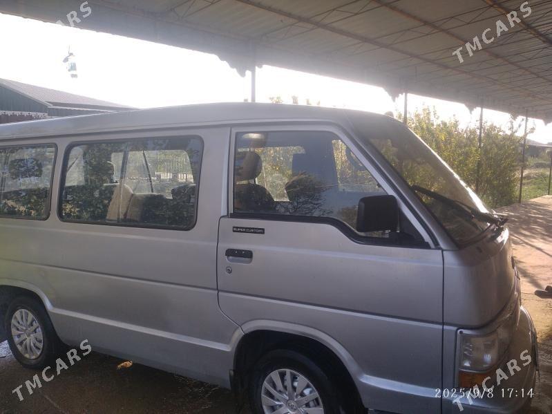 Toyota Hiace 1989 - 55 000 TMT - Farap - img 2