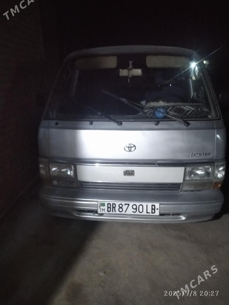 Toyota Hiace 1989 - 55 000 TMT - Farap - img 7