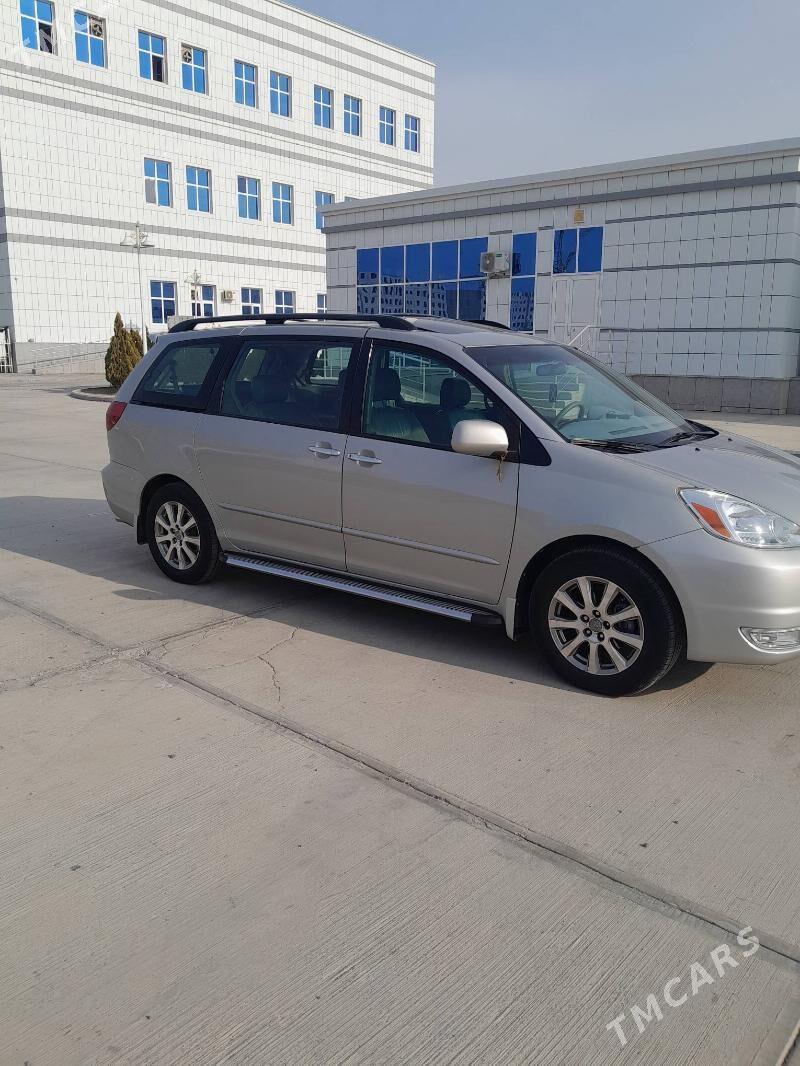 Toyota Sienna 2004 - 270 000 TMT - Дашогуз - img 3