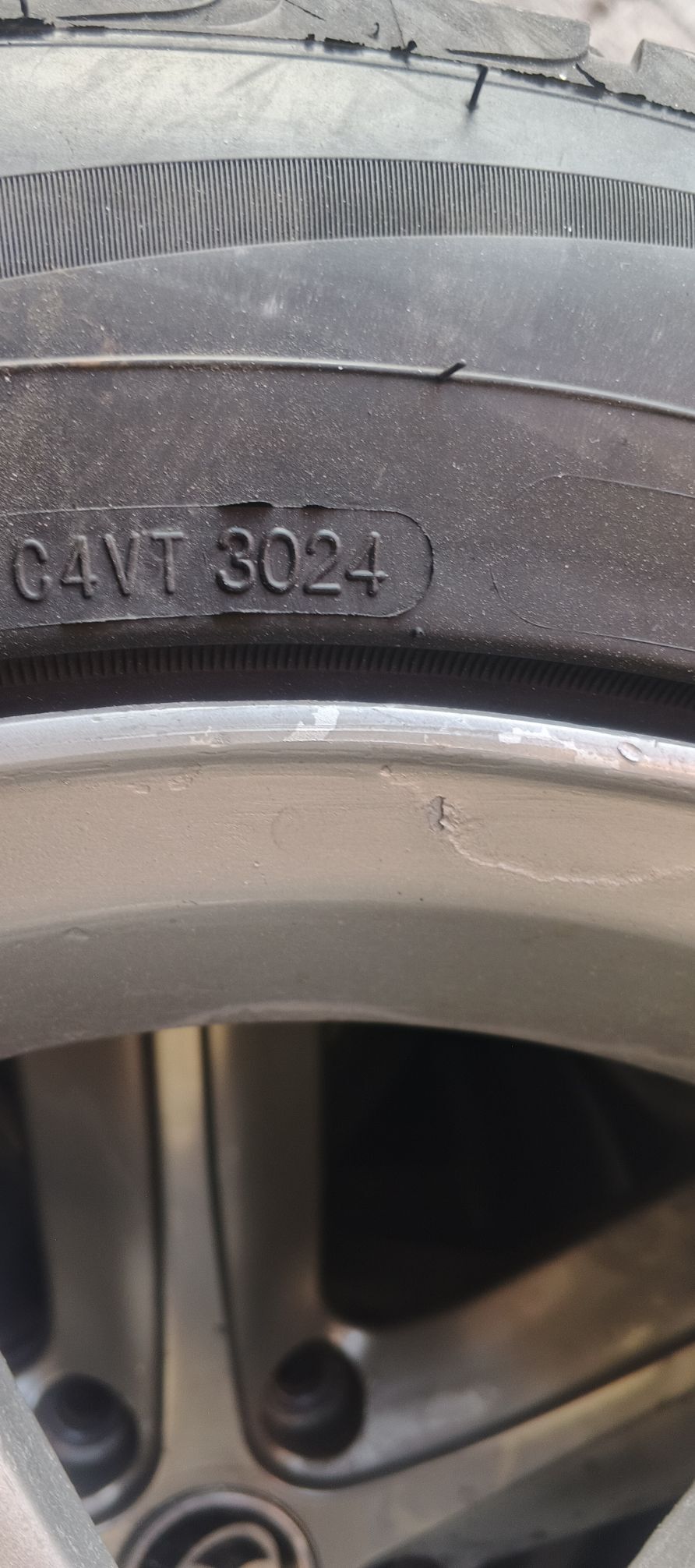 225 55 17 teker 1 800 TMT - Анев - img 3