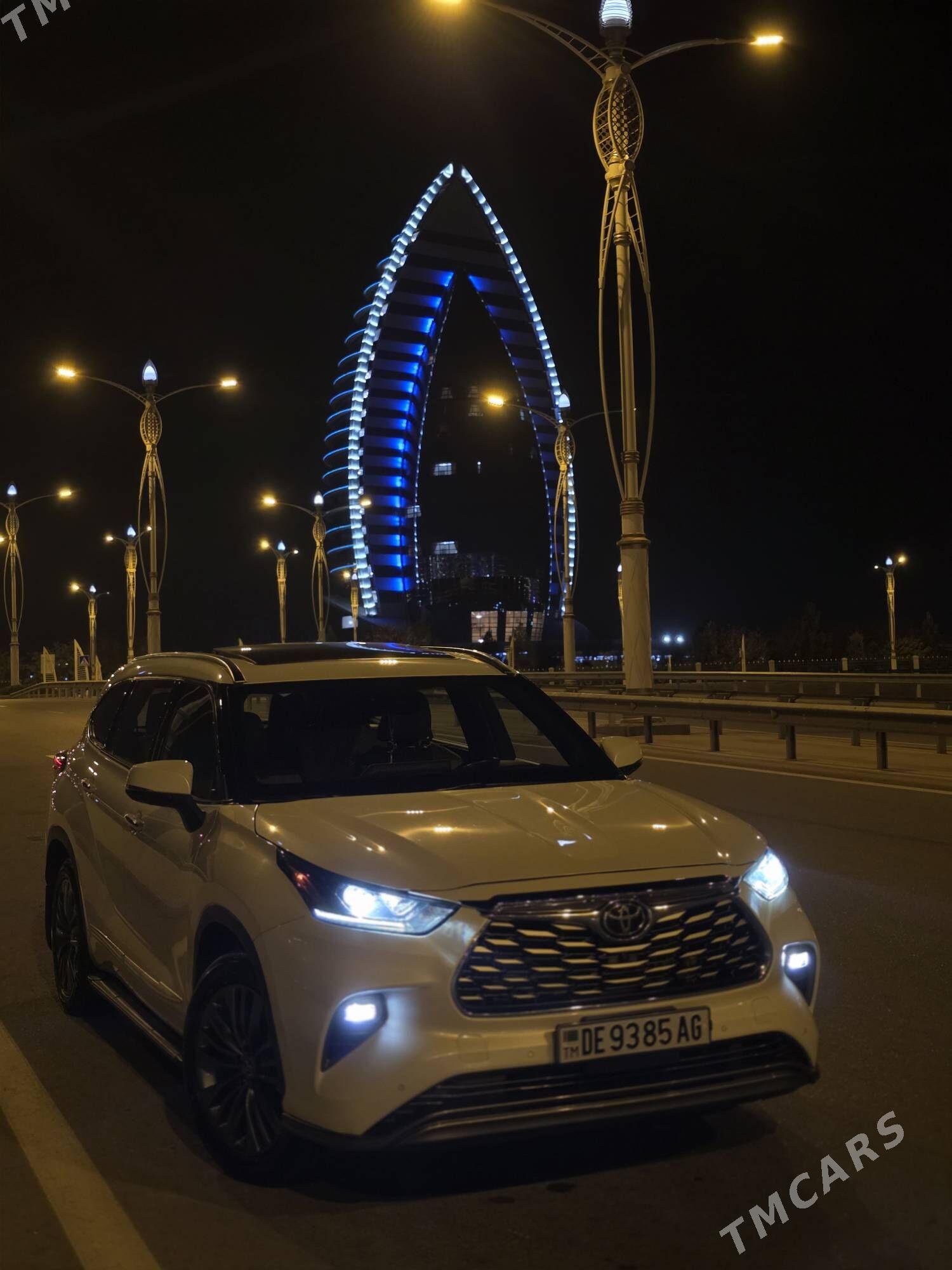 Toyota Highlander 2021 - 690 000 TMT - Ашхабад - img 4