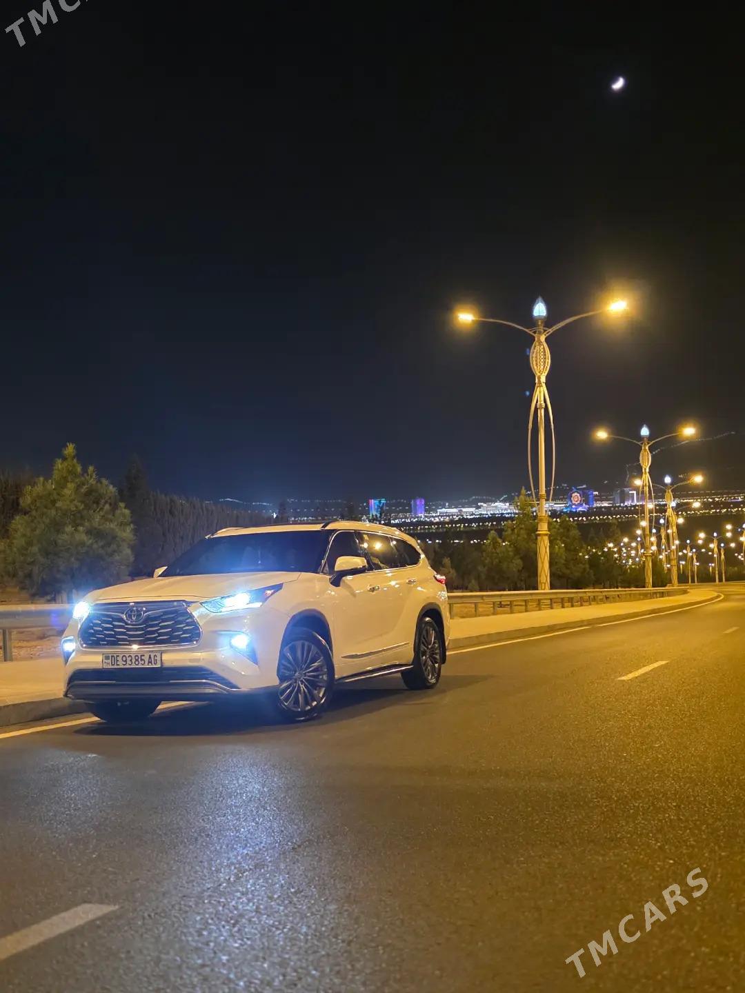 Toyota Highlander 2021 - 690 000 TMT - Ашхабад - img 2