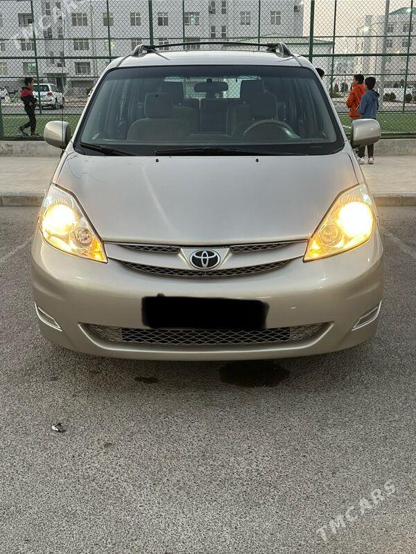 Toyota Sienna 2007 - 240 000 TMT - Гуртли - img 2