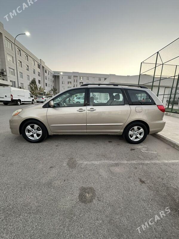 Toyota Sienna 2007 - 240 000 TMT - Гуртли - img 7