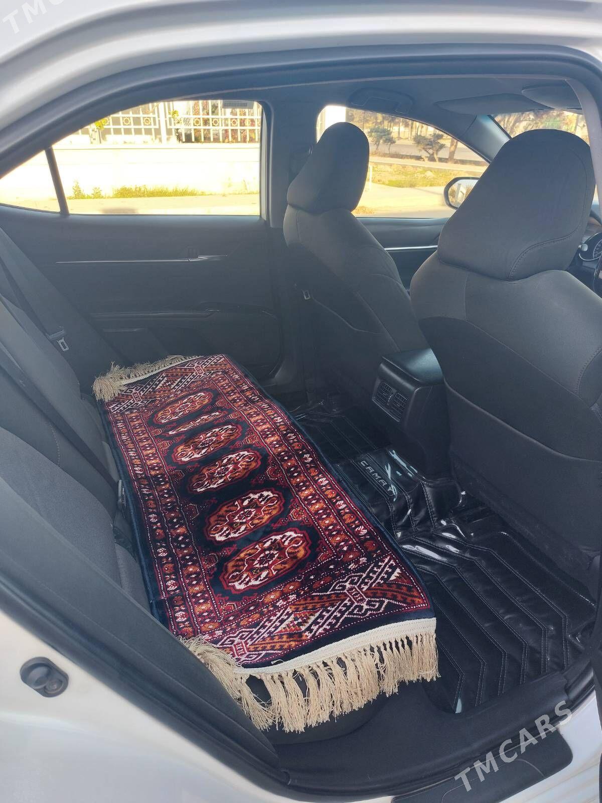 Toyota Camry 2018 - 255 000 TMT - Бузмеин - img 8