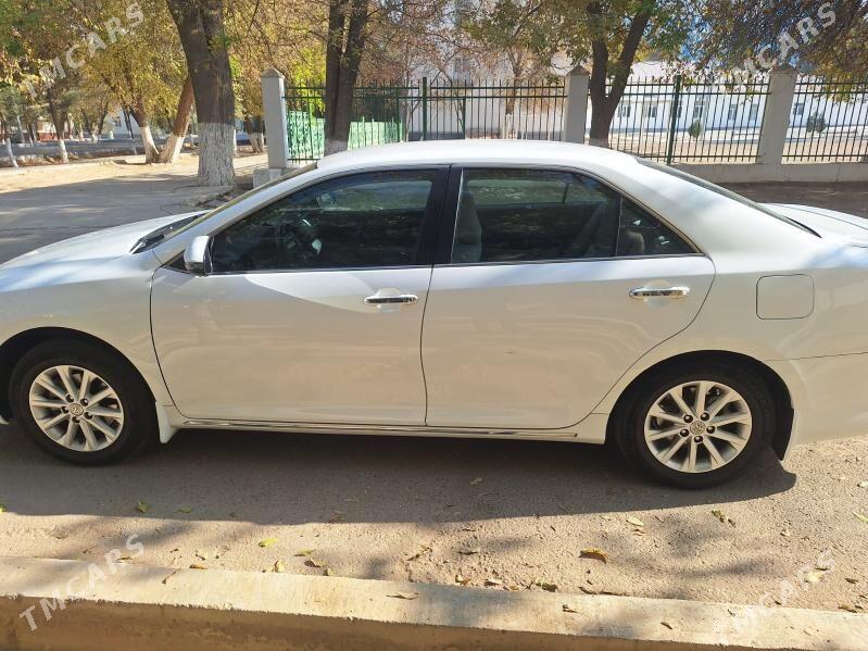 Toyota Camry 2013 - 242 000 TMT - Ашхабад - img 2