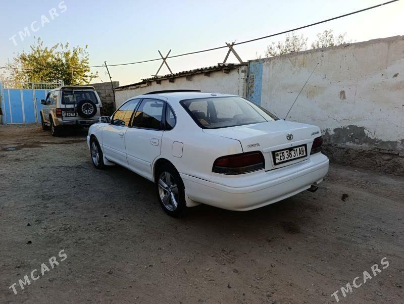 Toyota Avalon 1995 - 115 000 TMT - Теджен - img 3