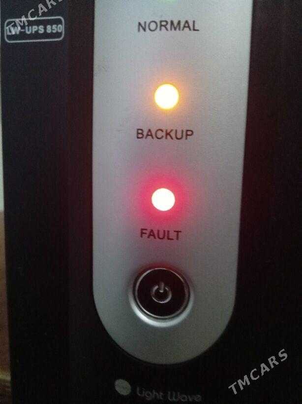 UPS - 11 mkr - img 4