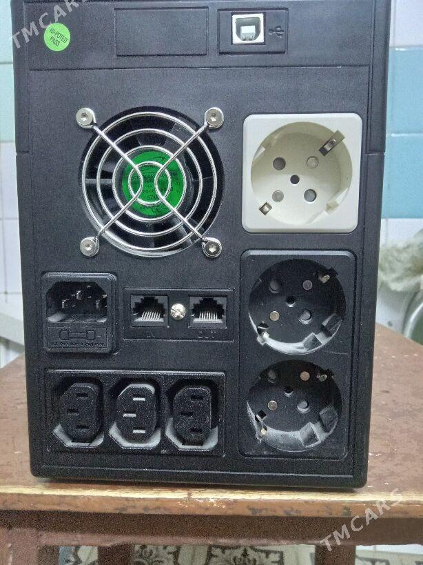 UPS - 11 mkr - img 3