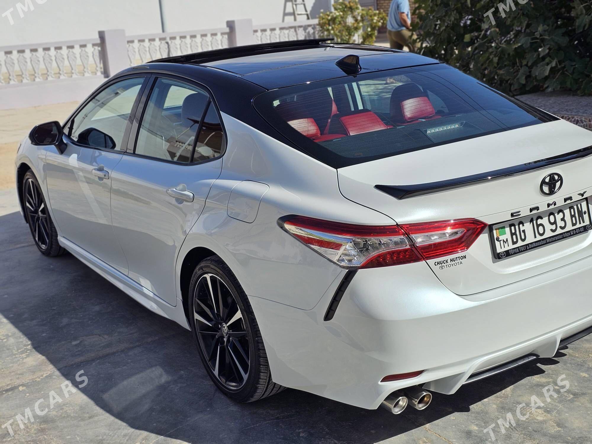 Toyota Camry 2020 - 395 000 TMT - Aşgabat - img 1