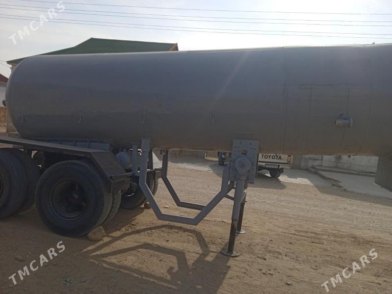 Kogel Cargo 1989 - 150 000 TMT - Jebel - img 1