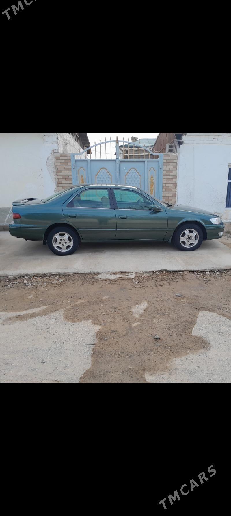 Toyota Camry 1999 - 130 000 TMT - Губадаг - img 4