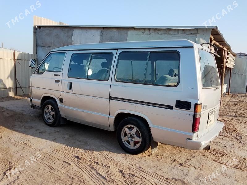 Toyota Hiace 1985 - 53 000 TMT - Mary - img 5
