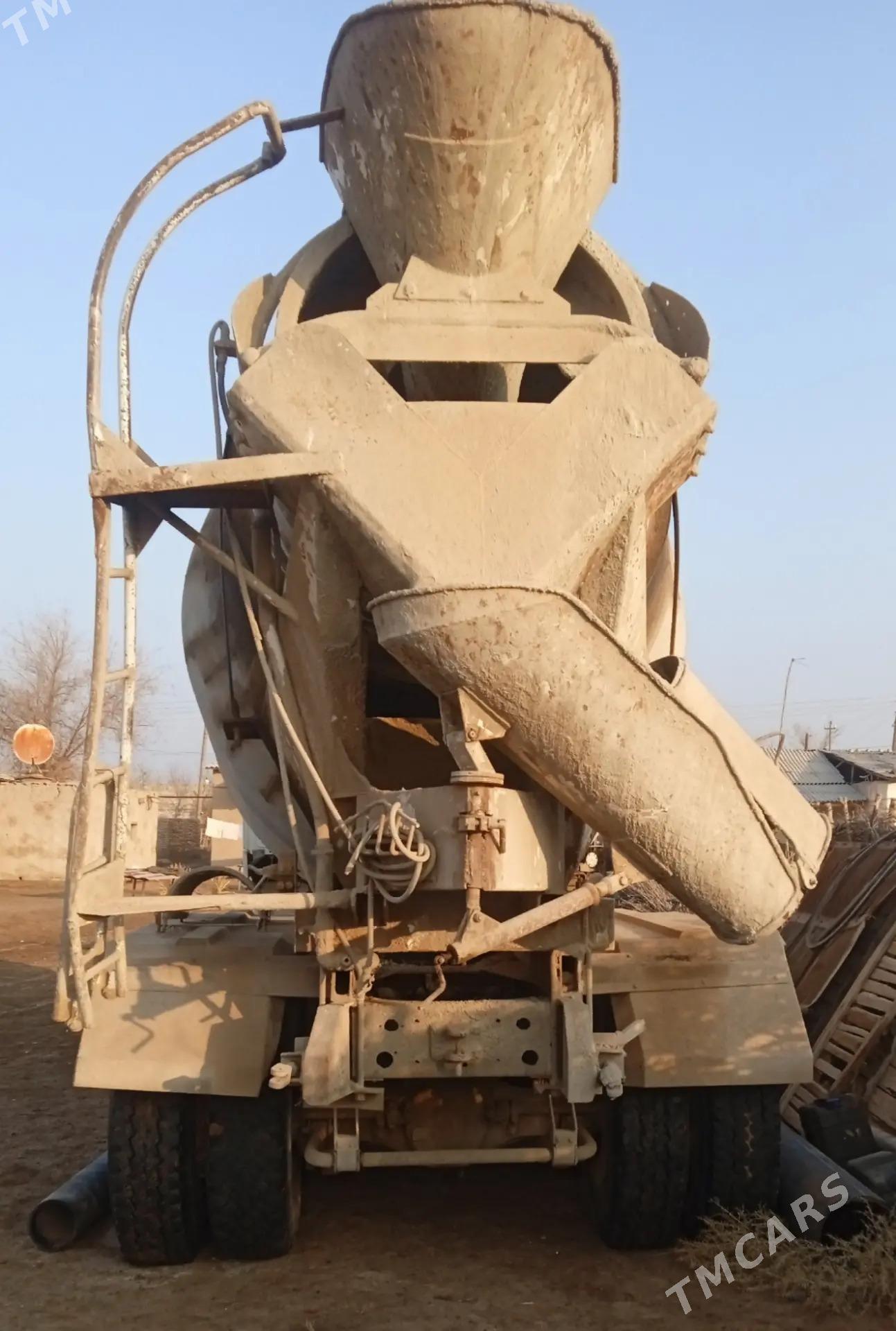 Howo Sinotruk 2013 - 320 000 TMT - Кёнеургенч - img 2