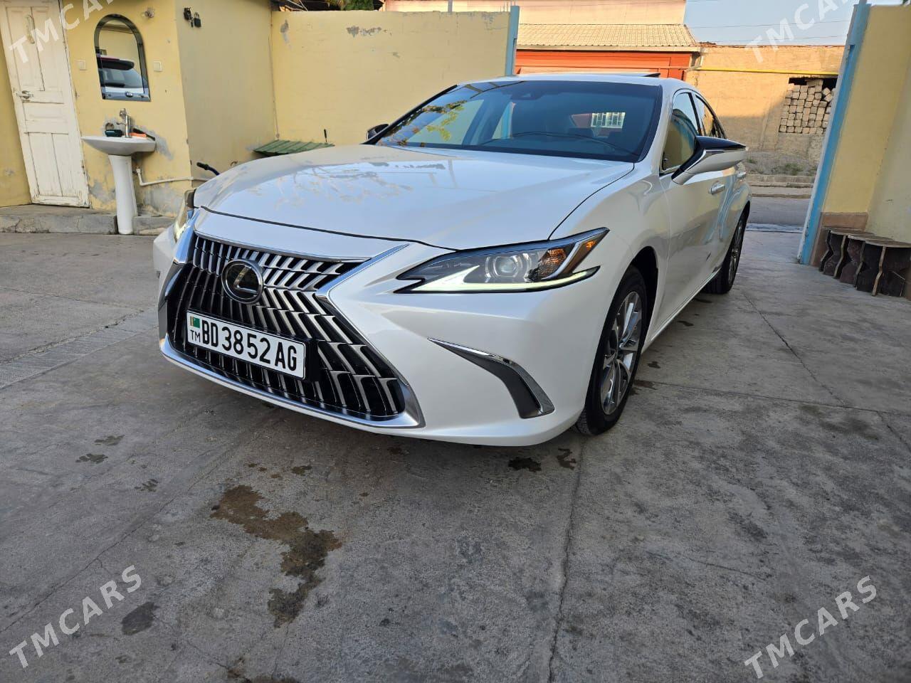 Lexus ES 350 2022 - 630 000 TMT - Garadamak Şor - img 3