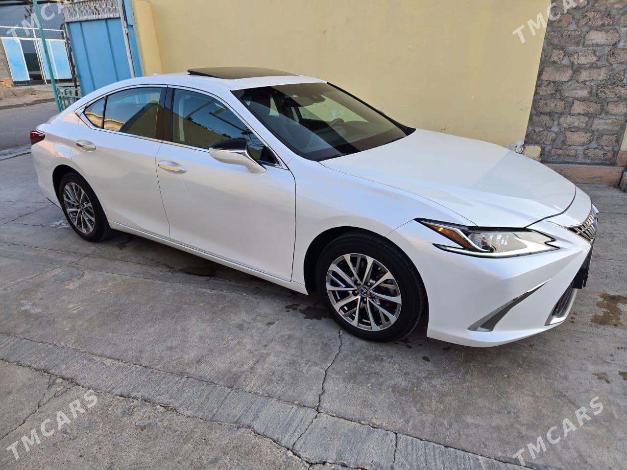 Lexus ES 350 2022 - 630 000 TMT - Garadamak Şor - img 10