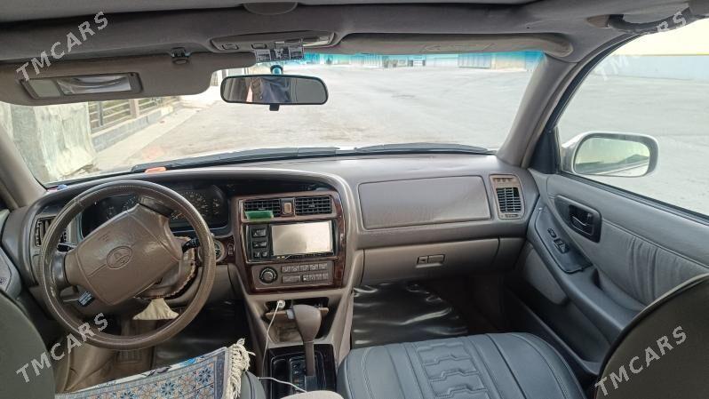 Toyota Avalon 1997 - 135 000 TMT - Babadaýhan - img 2