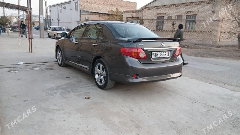 Toyota Corolla 2010 - 135 000 TMT - Туркменабат - img 5