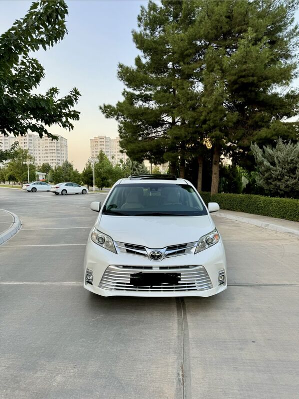 Toyota Sienna 2017 - 350 000 TMT - Aşgabat - img 2