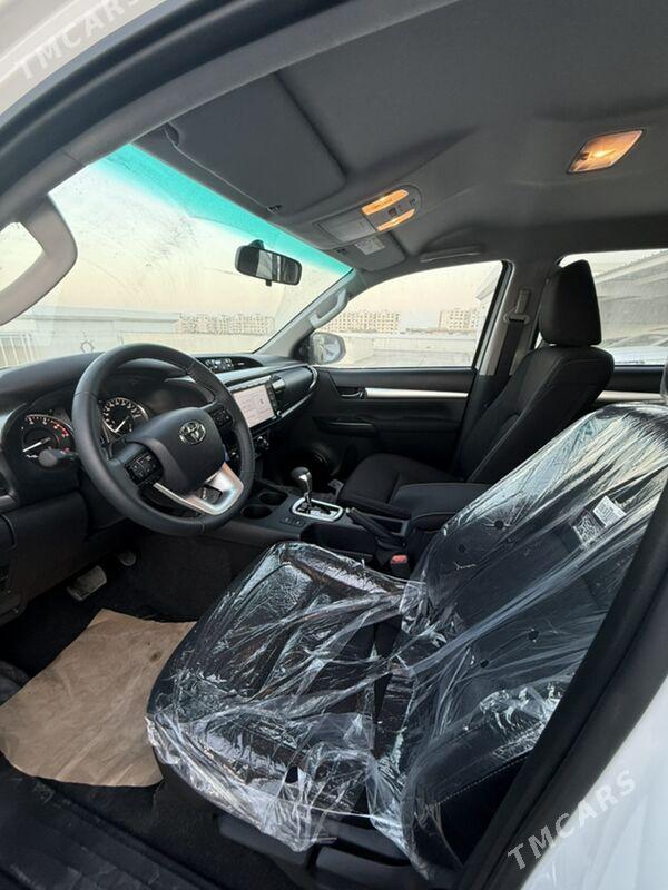 Toyota Hilux 2025 - 686 000 TMT - Ашхабад - img 6