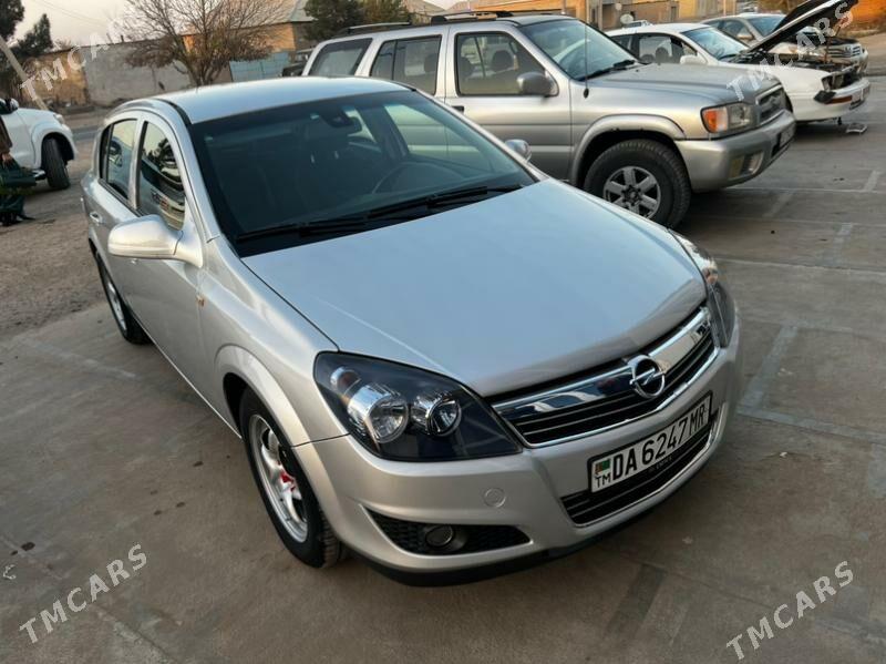 Opel Astra 2013 - 130 000 TMT - Мары - img 2