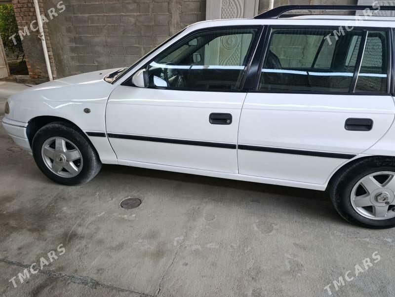 Opel Astra 1995 - 65 000 TMT - Бахарден - img 7
