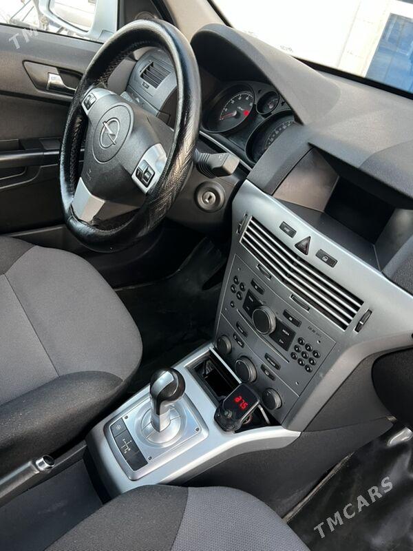 Opel Astra 2013 - 130 000 TMT - Мары - img 4