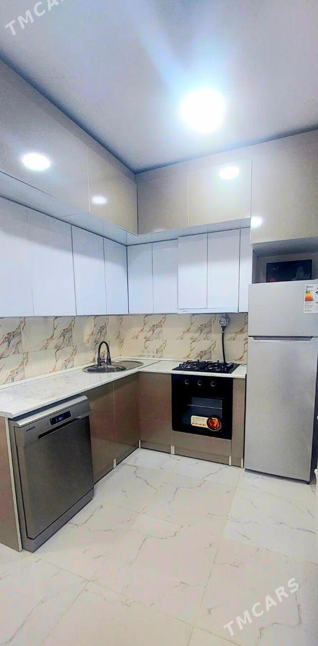 8 микрорайон 1 комнатная - Ашхабад - img 2