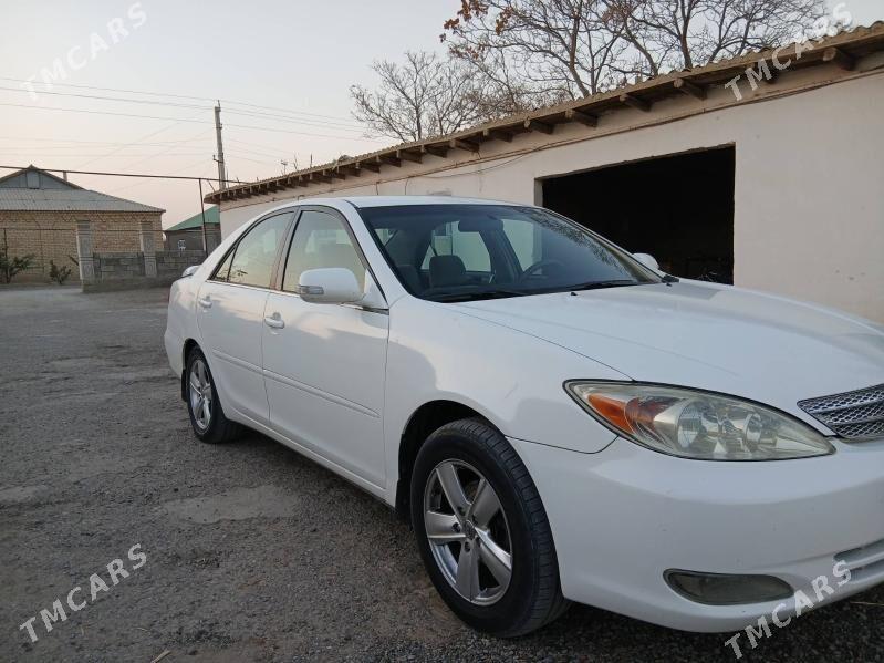 Toyota Camry 2003 - 190 000 TMT - Гёкдепе - img 1