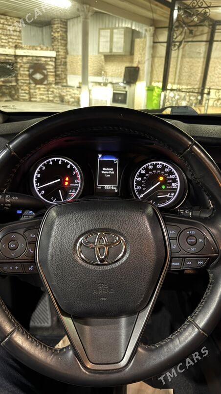 Toyota Camry 2021 - 325 000 TMT - Ашхабад - img 4