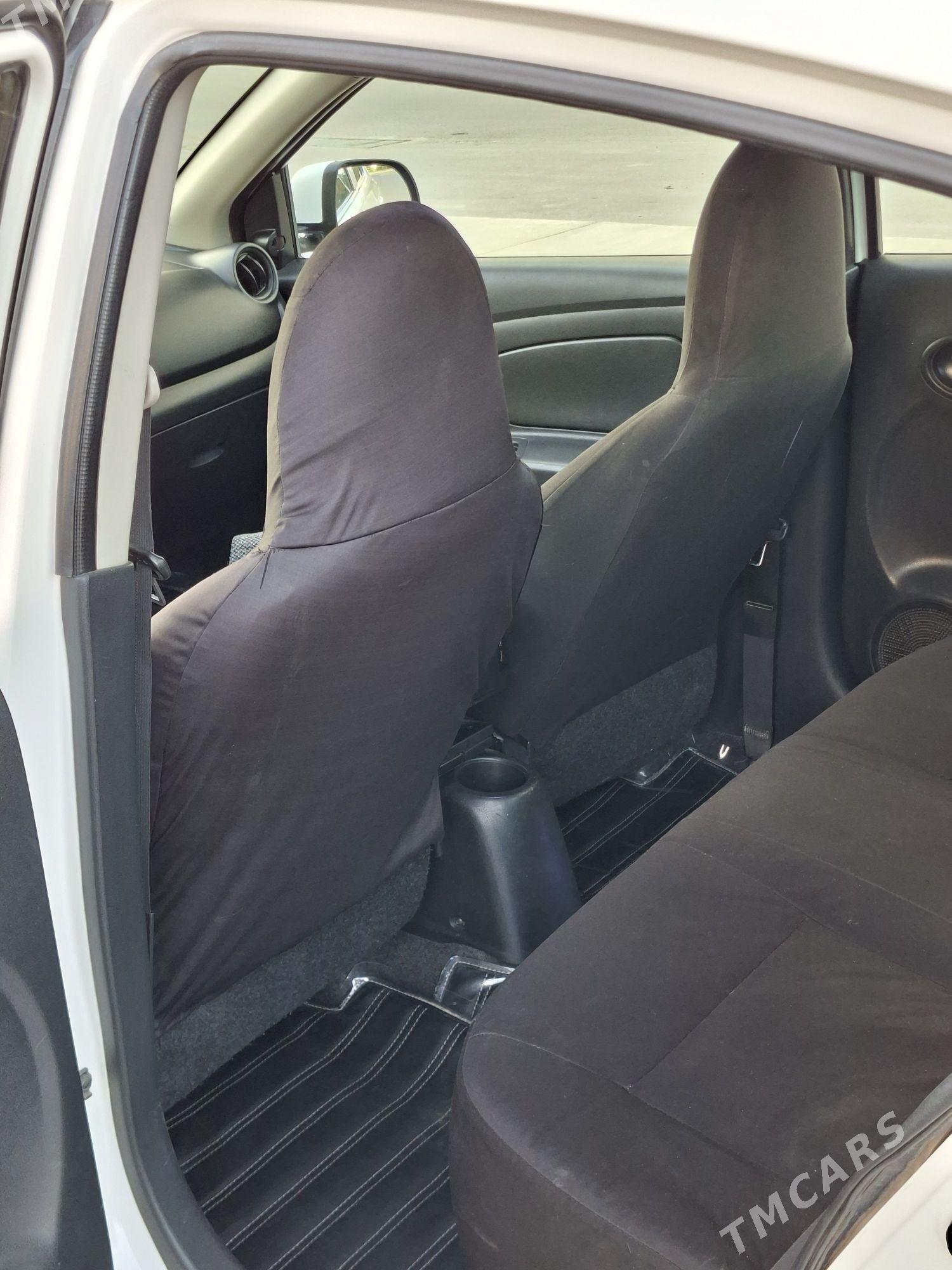 Nissan Versa 2013 - 119 000 TMT - Aşgabat - img 10