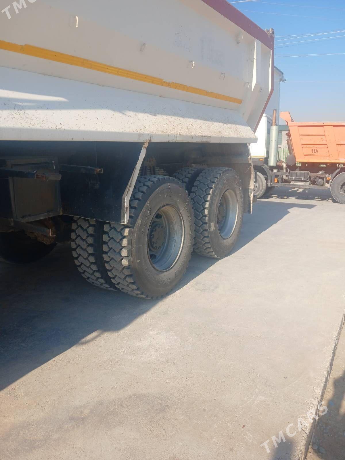 Ford Cargo 3536M 2013 - 600 000 TMT - Änew - img 3