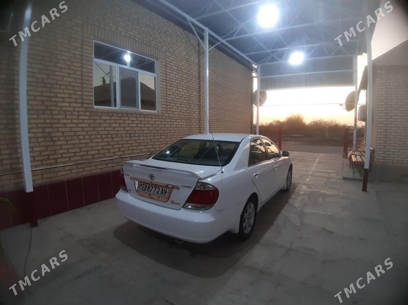 Toyota Camry 2004 - 168 000 TMT - Теджен - img 4
