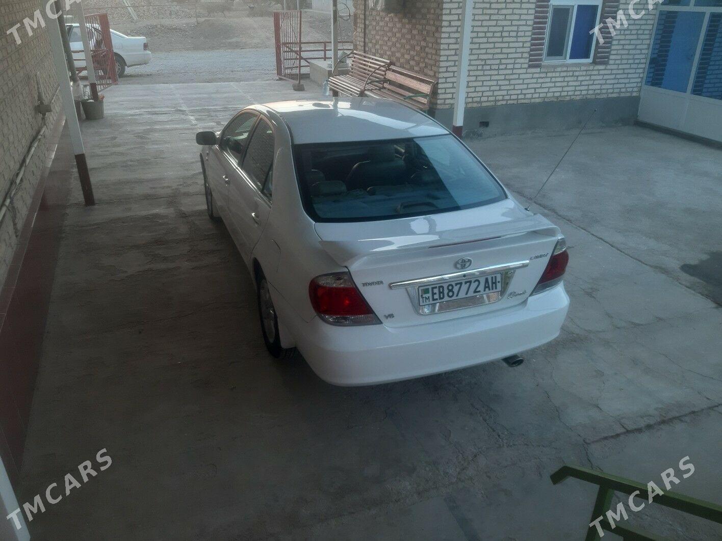 Toyota Camry 2004 - 168 000 TMT - Теджен - img 7