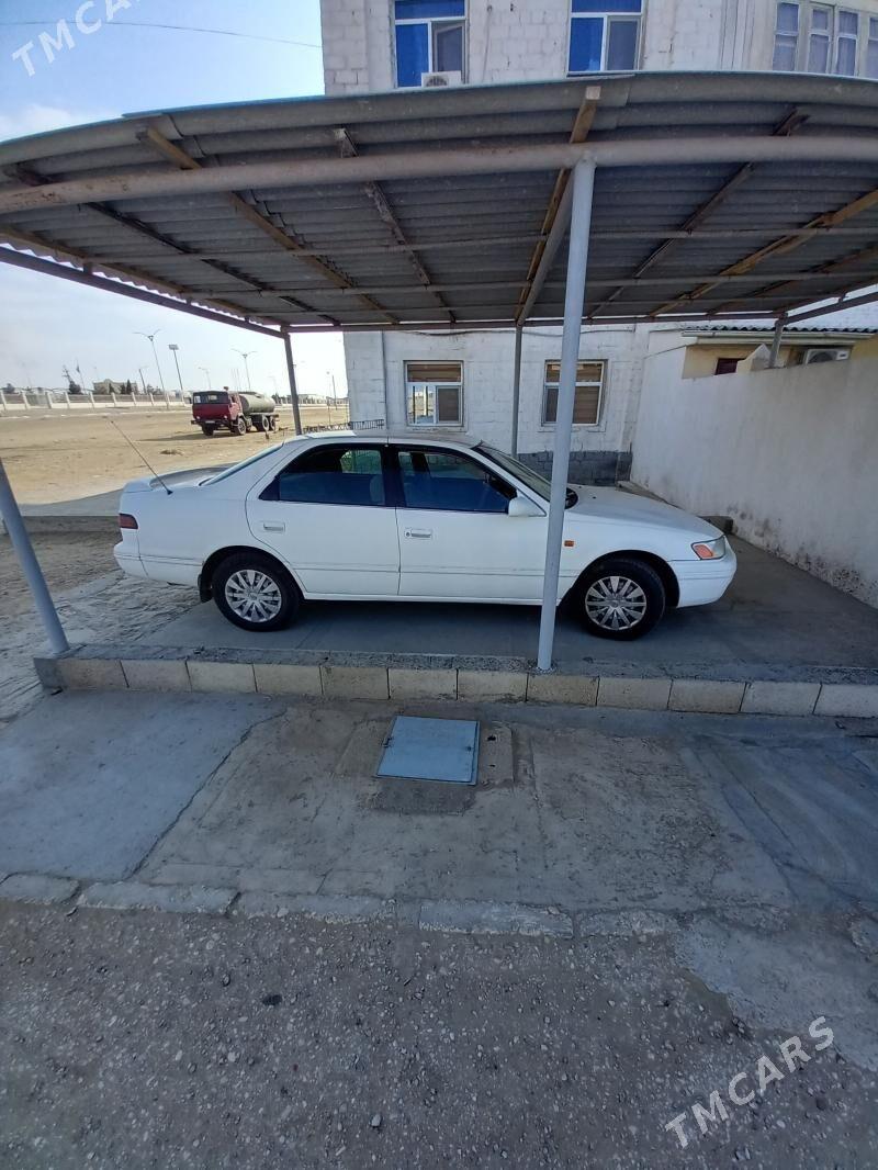 Toyota Camry 1997 - 110 000 TMT - Хазар - img 2