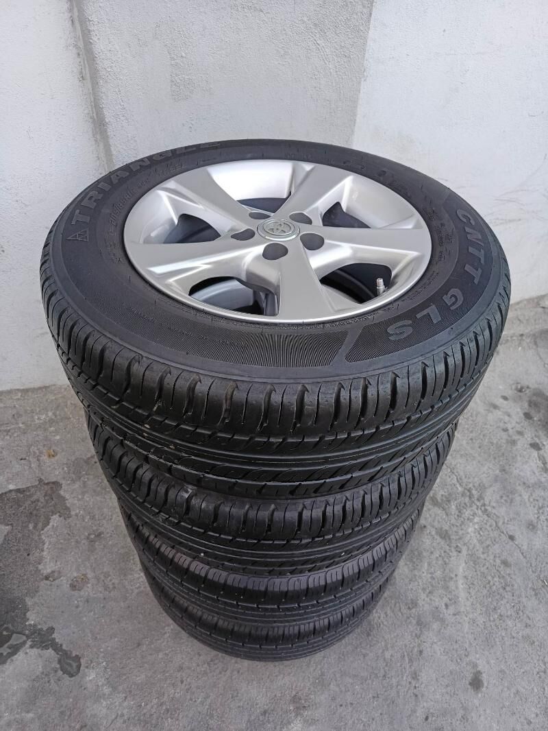 15 karolla disga pakrysga 5 200 TMT - Хитровка - img 2